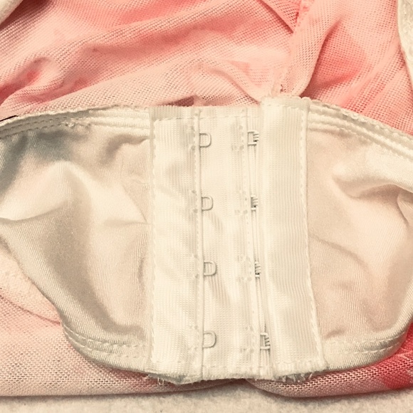 Edikted Evelyn Printed Mesh Bra tank top size XL - Picture 5 of 8